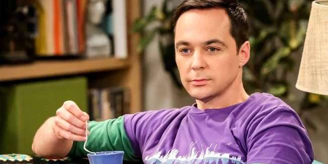“سوّيت واجبي”: جيم بارسونز يرد على زعل زملائه لانسحابه من “Big Bang Theory”