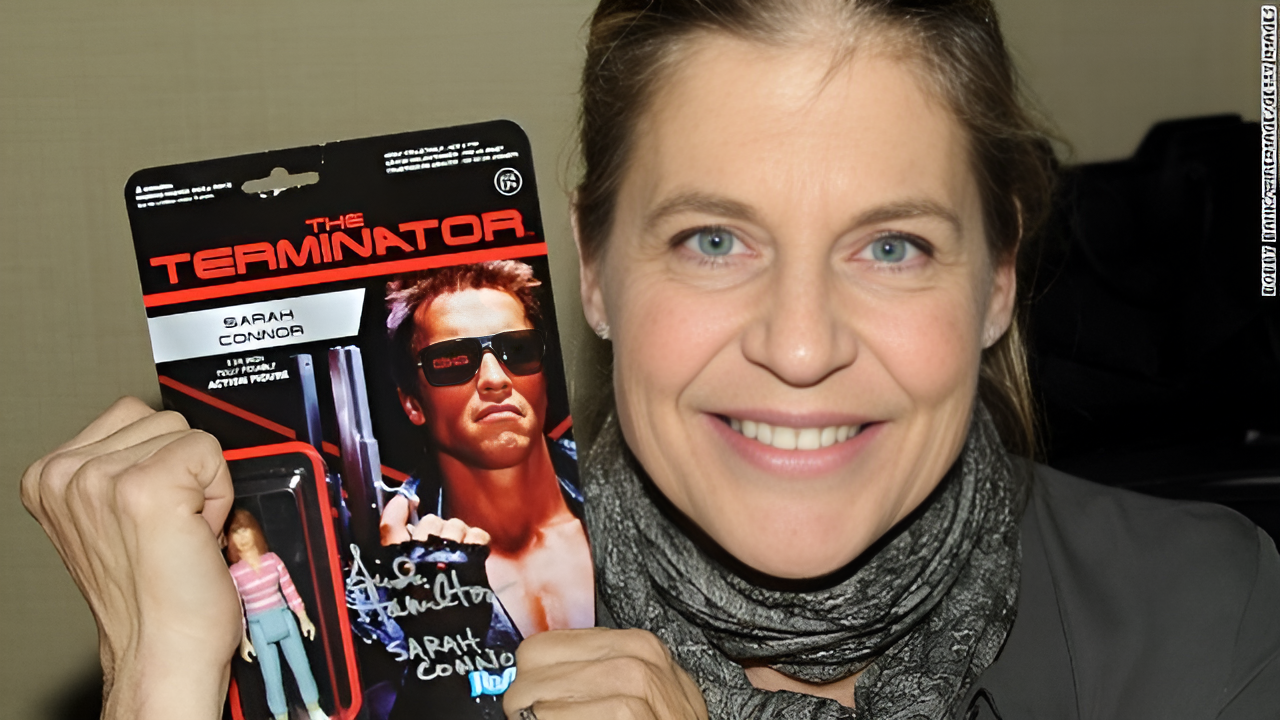 ليندا هاملتون تعترف: أرنولد شوارزنيجر بـ Terminator “كان متباهيًا”